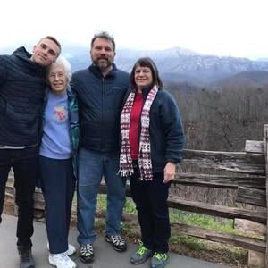 Meet your Posher, Christopher